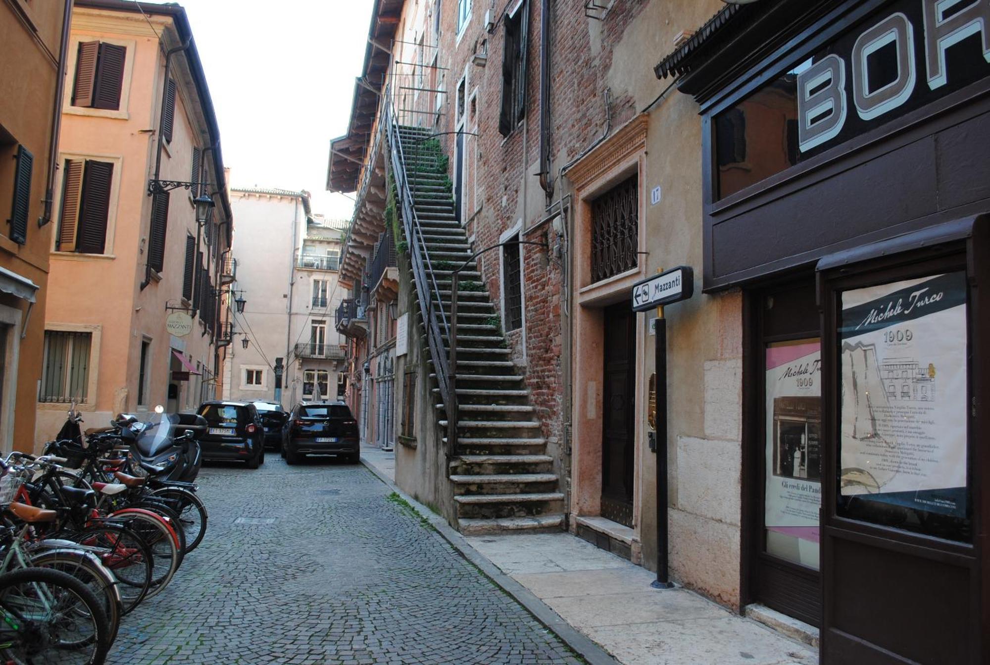 Dreaming Mazzanti 11 Apartamento Verona Exterior foto